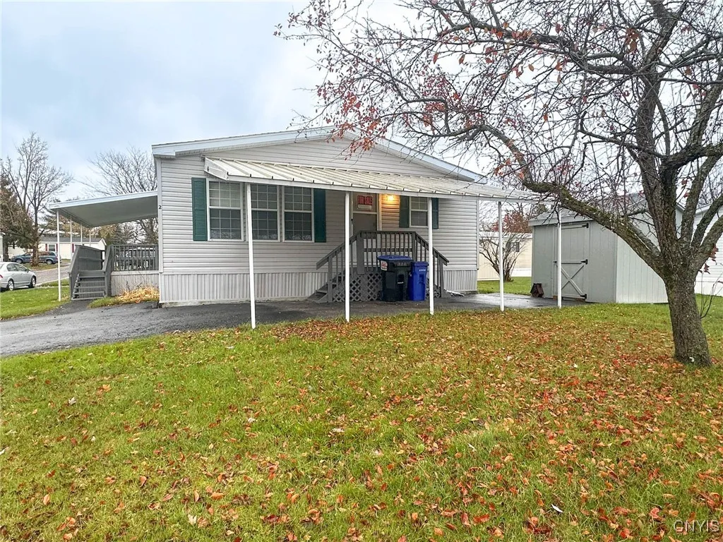 2 Tree Stump Drive, New Hartford, New York 13321, New Hartford, New York 13321, 3 Bedrooms Bedrooms, 6 Rooms Rooms,2 BathroomsBathrooms,Residential,For Sale,2 Tree Stump Drive, New Hartford, New York 13321,0,S1648298