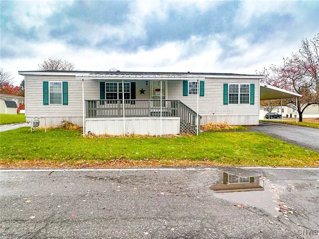2 Tree Stump Drive, New Hartford, New York 13321, New Hartford, New York 13321, 3 Bedrooms Bedrooms, 6 Rooms Rooms,2 BathroomsBathrooms,Residential,For Sale,2 Tree Stump Drive, New Hartford, New York 13321,0,S1648298