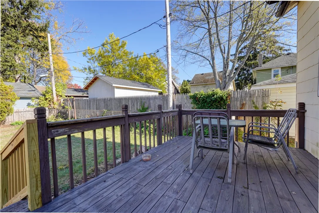 304 Zuber Road, Irondequoit, New York 14622, Irondequoit, New York 14622, 2 Bedrooms Bedrooms, 7 Rooms Rooms,1 BathroomBathrooms,Residential Lease,For Rent,304 Zuber Road, Irondequoit, New York 14622,0,R1648328