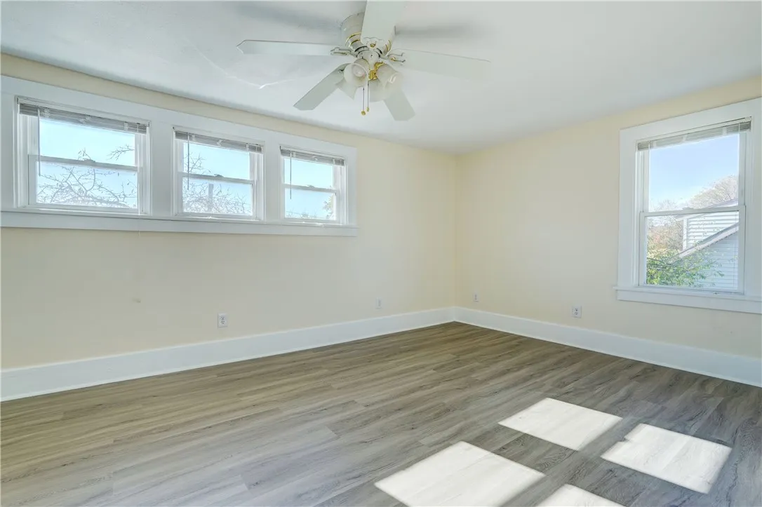 304 Zuber Road, Irondequoit, New York 14622, Irondequoit, New York 14622, 2 Bedrooms Bedrooms, 7 Rooms Rooms,1 BathroomBathrooms,Residential Lease,For Rent,304 Zuber Road, Irondequoit, New York 14622,0,R1648328