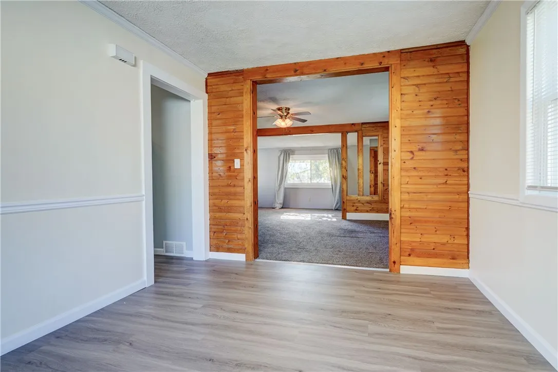 304 Zuber Road, Irondequoit, New York 14622, Irondequoit, New York 14622, 2 Bedrooms Bedrooms, 7 Rooms Rooms,1 BathroomBathrooms,Residential Lease,For Rent,304 Zuber Road, Irondequoit, New York 14622,0,R1648328