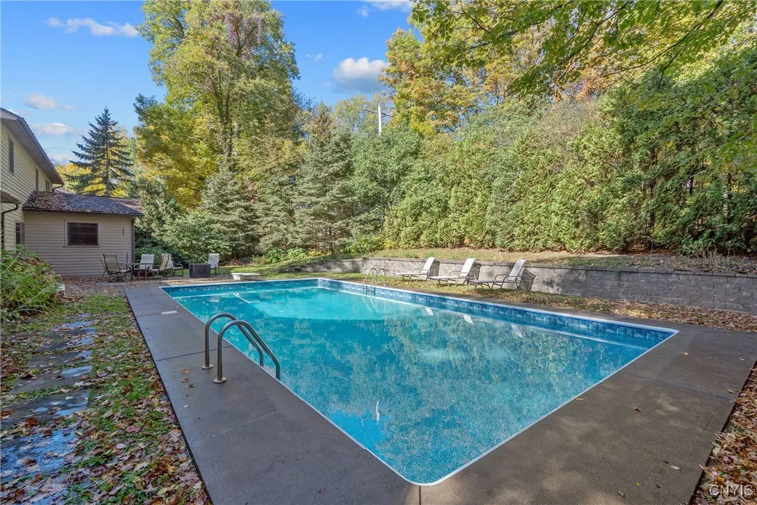 7266 Wakefield Drive, Manlius, New York 13066, Manlius, New York 13066, 5 Bedrooms Bedrooms, 14 Rooms Rooms,3 BathroomsBathrooms,Residential,For Sale,7266 Wakefield Drive, Manlius, New York 13066,0,S1648310