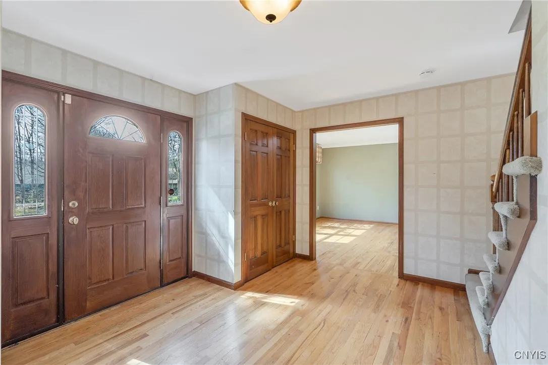 7266 Wakefield Drive, Manlius, New York 13066, Manlius, New York 13066, 5 Bedrooms Bedrooms, 14 Rooms Rooms,3 BathroomsBathrooms,Residential,For Sale,7266 Wakefield Drive, Manlius, New York 13066,0,S1648310