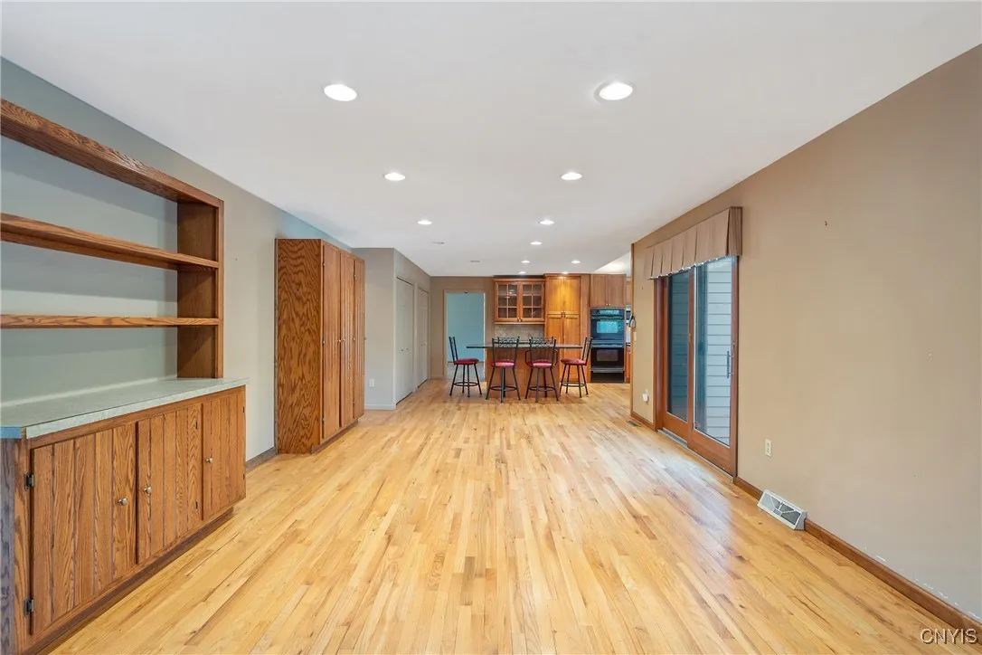 7266 Wakefield Drive, Manlius, New York 13066, Manlius, New York 13066, 5 Bedrooms Bedrooms, 14 Rooms Rooms,3 BathroomsBathrooms,Residential,For Sale,7266 Wakefield Drive, Manlius, New York 13066,0,S1648310