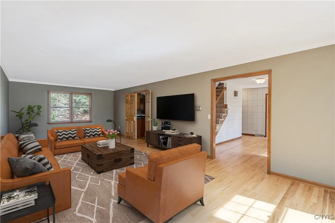 7266 Wakefield Drive, Manlius, New York 13066, Manlius, New York 13066, 5 Bedrooms Bedrooms, 14 Rooms Rooms,3 BathroomsBathrooms,Residential,For Sale,7266 Wakefield Drive, Manlius, New York 13066,0,S1648310