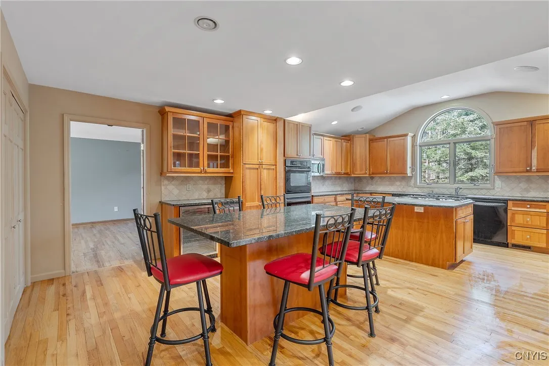 7266 Wakefield Drive, Manlius, New York 13066, Manlius, New York 13066, 5 Bedrooms Bedrooms, 14 Rooms Rooms,3 BathroomsBathrooms,Residential,For Sale,7266 Wakefield Drive, Manlius, New York 13066,0,S1648310