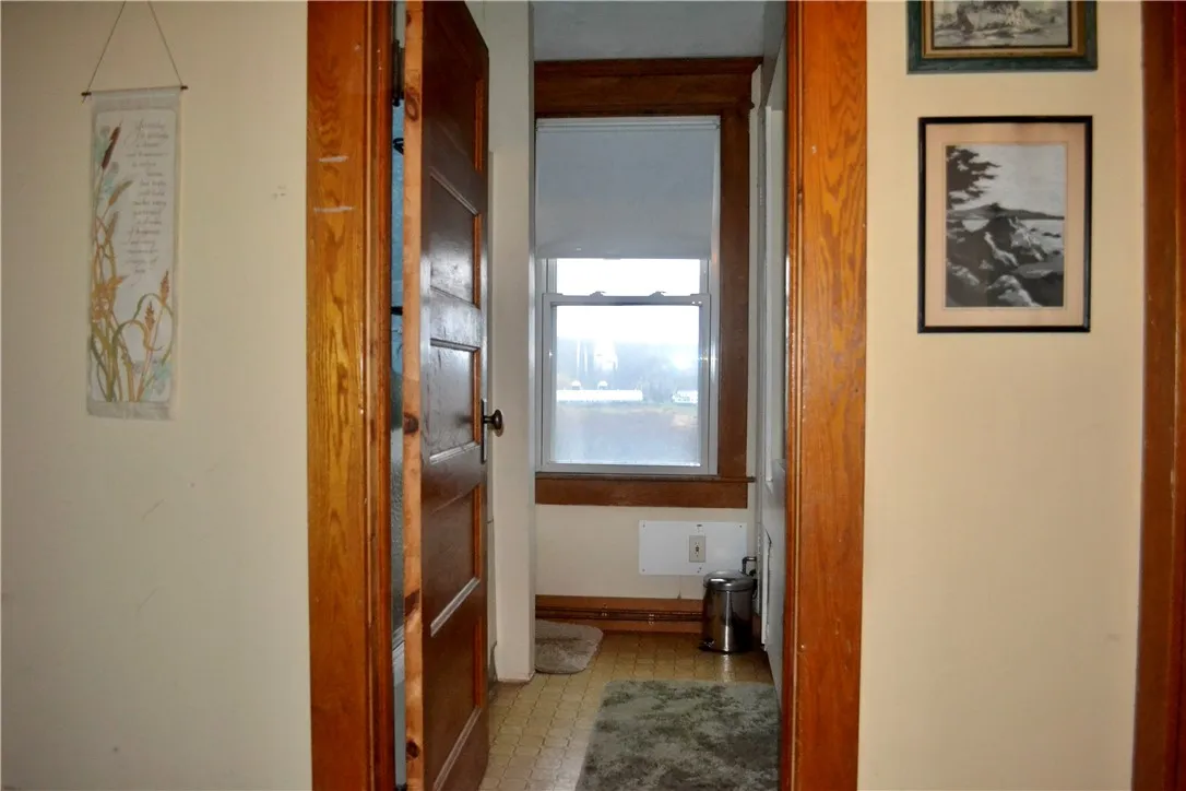 2nd Fl Full Bath