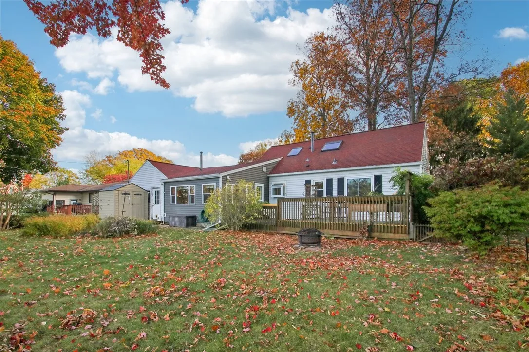 166 Shore Acres Drive, Greece, New York 14612, Greece, New York 14612, 4 Bedrooms Bedrooms, 7 Rooms Rooms,1 BathroomBathrooms,Residential,For Sale,166 Shore Acres Drive, Greece, New York 14612,0,R1647776