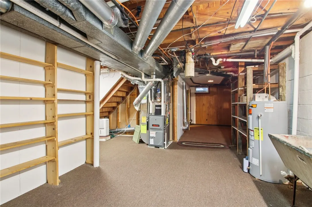 166 Shore Acres Drive, Greece, New York 14612, Greece, New York 14612, 4 Bedrooms Bedrooms, 7 Rooms Rooms,1 BathroomBathrooms,Residential,For Sale,166 Shore Acres Drive, Greece, New York 14612,0,R1647776