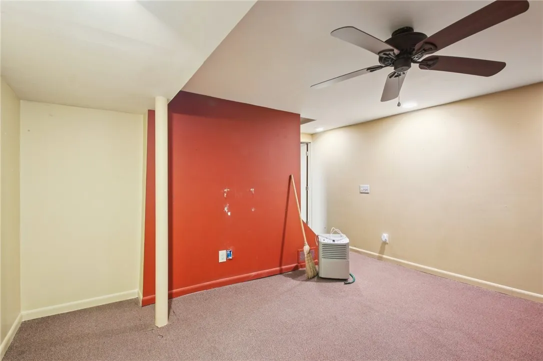 166 Shore Acres Drive, Greece, New York 14612, Greece, New York 14612, 4 Bedrooms Bedrooms, 7 Rooms Rooms,1 BathroomBathrooms,Residential,For Sale,166 Shore Acres Drive, Greece, New York 14612,0,R1647776