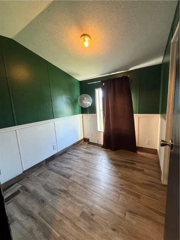 345 Sandy Brook Drive, Hamlin, New York 14464, Hamlin, New York 14464, 3 Bedrooms Bedrooms, 6 Rooms Rooms,2 BathroomsBathrooms,Residential,For Sale,345 Sandy Brook Drive, Hamlin, New York 14464,0,R1647769