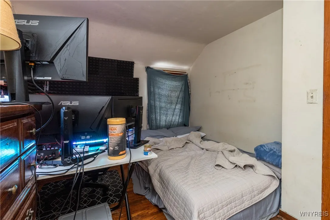 175 Mayville Avenue, Tonawanda, New York 14217, Tonawanda, New York 14217, 4 Bedrooms Bedrooms, ,2 BathroomsBathrooms,Residential,For Sale,175 Mayville Avenue, Tonawanda, New York 14217,0,B1647828