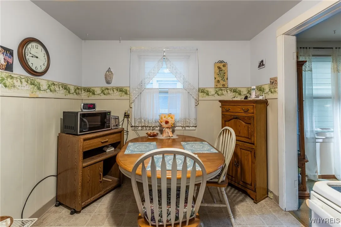 175 Mayville Avenue, Tonawanda, New York 14217, Tonawanda, New York 14217, 4 Bedrooms Bedrooms, ,2 BathroomsBathrooms,Residential,For Sale,175 Mayville Avenue, Tonawanda, New York 14217,0,B1647828
