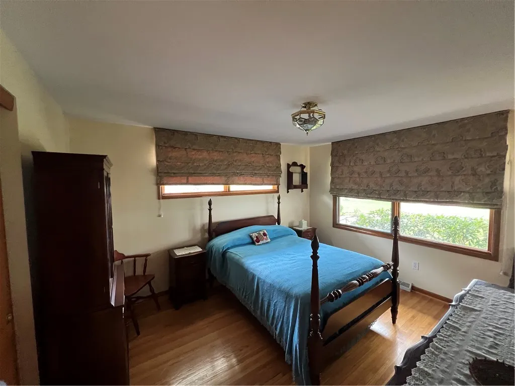 4431 Lake Shore Road, Hamburg, New York 14075, Hamburg, New York 14075, 3 Bedrooms Bedrooms, 6 Rooms Rooms,1 BathroomBathrooms,Residential,For Sale,4431 Lake Shore Road, Hamburg, New York 14075,0,R1648341