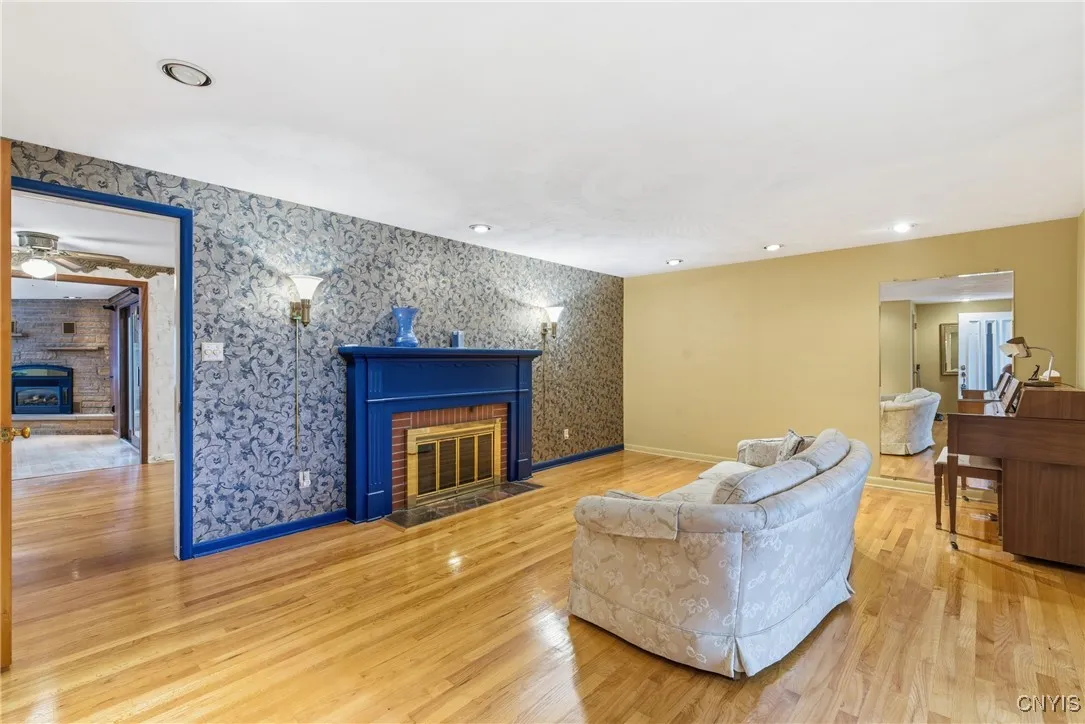 108 West Genesee Road, Camillus, New York 13031, Camillus, New York 13031, 2 Bedrooms Bedrooms, 8 Rooms Rooms,2 BathroomsBathrooms,Residential,For Sale,108 West Genesee Road, Camillus, New York 13031,0,S1648173