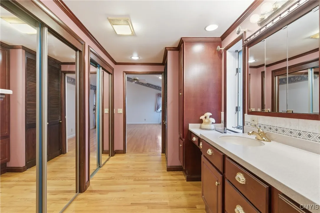 108 West Genesee Road, Camillus, New York 13031, Camillus, New York 13031, 2 Bedrooms Bedrooms, 8 Rooms Rooms,2 BathroomsBathrooms,Residential,For Sale,108 West Genesee Road, Camillus, New York 13031,0,S1648173