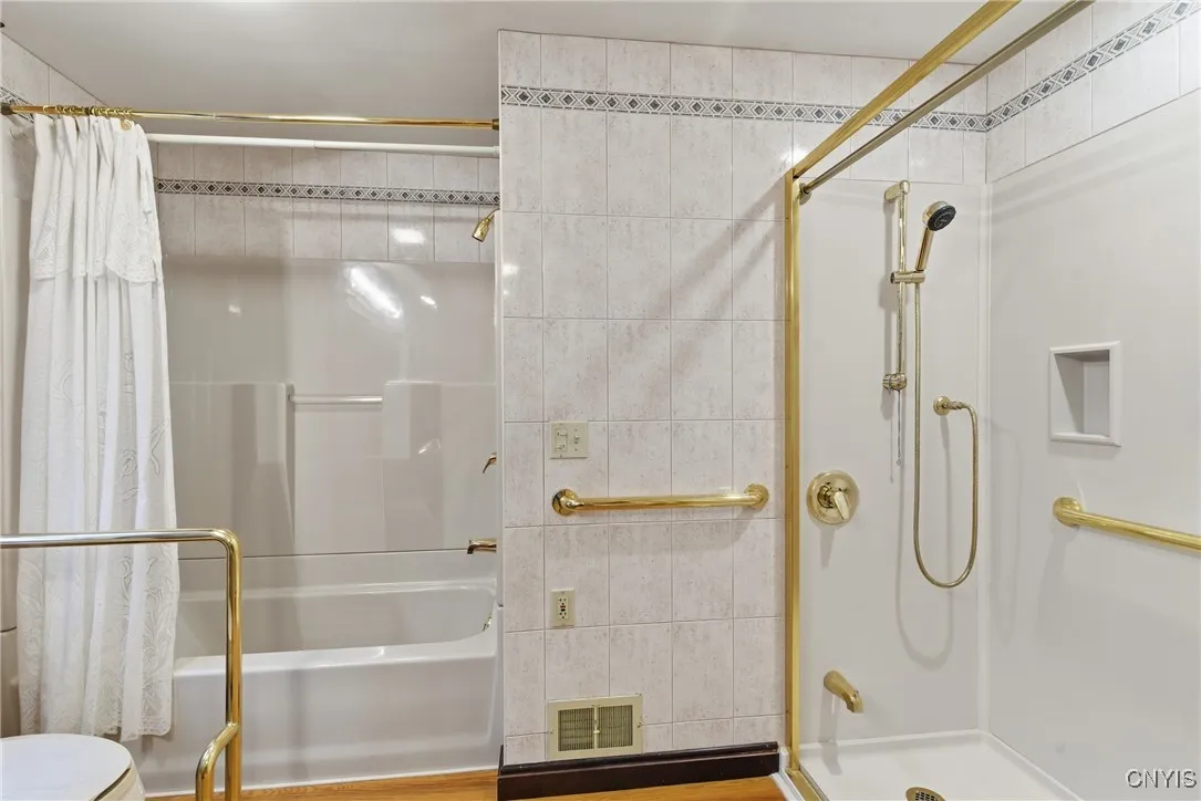 108 West Genesee Road, Camillus, New York 13031, Camillus, New York 13031, 2 Bedrooms Bedrooms, 8 Rooms Rooms,2 BathroomsBathrooms,Residential,For Sale,108 West Genesee Road, Camillus, New York 13031,0,S1648173