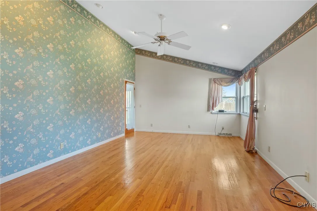 108 West Genesee Road, Camillus, New York 13031, Camillus, New York 13031, 2 Bedrooms Bedrooms, 8 Rooms Rooms,2 BathroomsBathrooms,Residential,For Sale,108 West Genesee Road, Camillus, New York 13031,0,S1648173