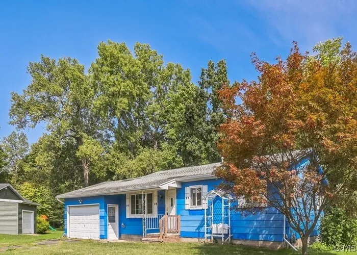 95 Kimberly Anne Drive, Rochester, New York 14606, Rochester, New York 14606, 2 Bedrooms Bedrooms, 6 Rooms Rooms,1 BathroomBathrooms,Residential,For Sale,95 Kimberly Anne Drive, Rochester, New York 14606,0,S1648349