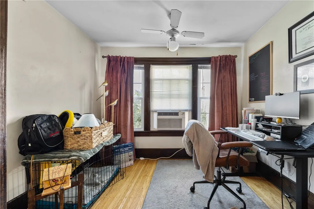 865 Merchants Road, Rochester, New York 14609, Rochester, New York 14609, 3 Bedrooms Bedrooms, 6 Rooms Rooms,1 BathroomBathrooms,Residential,For Sale,865 Merchants Road, Rochester, New York 14609,0,R1642727