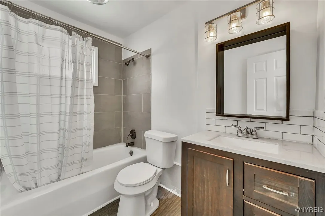 1st floor bathroom