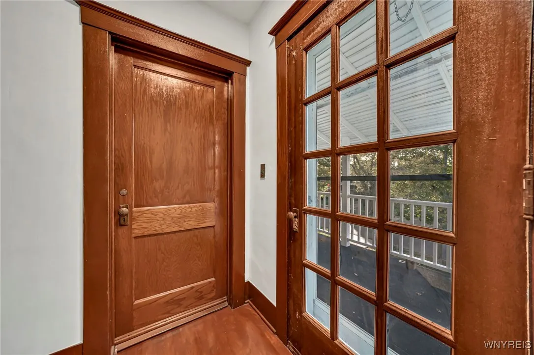 301 Crestwood Avenue, Buffalo, New York 14216, Buffalo, New York 14216, 4 Bedrooms Bedrooms, ,2 BathroomsBathrooms,Residential,For Sale,301 Crestwood Avenue, Buffalo, New York 14216,0,B1648290