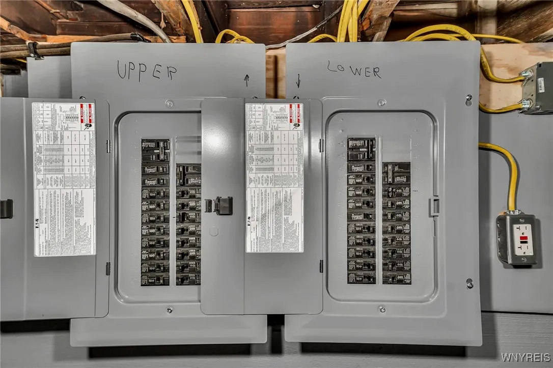 301 Crestwood Avenue, Buffalo, New York 14216, Buffalo, New York 14216, 4 Bedrooms Bedrooms, ,2 BathroomsBathrooms,Residential,For Sale,301 Crestwood Avenue, Buffalo, New York 14216,0,B1648290