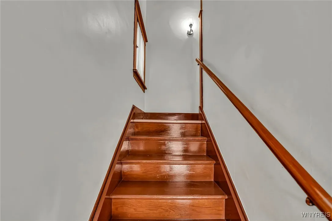 301 Crestwood Avenue, Buffalo, New York 14216, Buffalo, New York 14216, 4 Bedrooms Bedrooms, ,2 BathroomsBathrooms,Residential,For Sale,301 Crestwood Avenue, Buffalo, New York 14216,0,B1648290