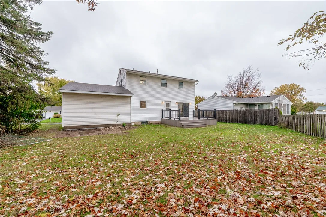 38 Campus Drive, Henrietta, New York 14623, Henrietta, New York 14623, 3 Bedrooms Bedrooms, 8 Rooms Rooms,2 BathroomsBathrooms,Residential,For Sale,38 Campus Drive, Henrietta, New York 14623,0,R1648172