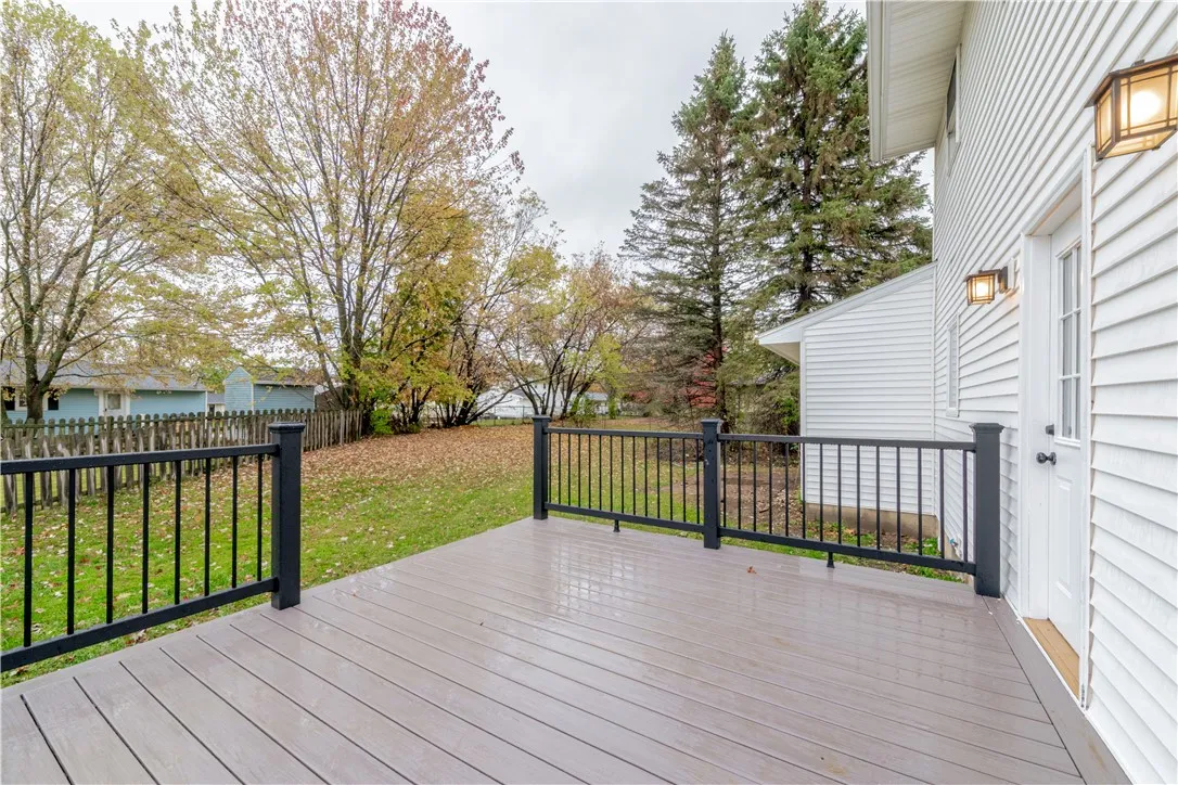 38 Campus Drive, Henrietta, New York 14623, Henrietta, New York 14623, 3 Bedrooms Bedrooms, 8 Rooms Rooms,2 BathroomsBathrooms,Residential,For Sale,38 Campus Drive, Henrietta, New York 14623,0,R1648172