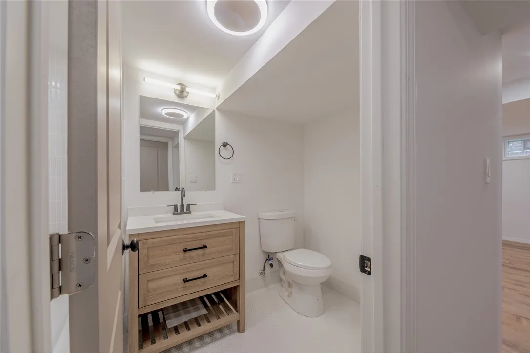 38 Campus Drive, Henrietta, New York 14623, Henrietta, New York 14623, 3 Bedrooms Bedrooms, 8 Rooms Rooms,2 BathroomsBathrooms,Residential,For Sale,38 Campus Drive, Henrietta, New York 14623,0,R1648172