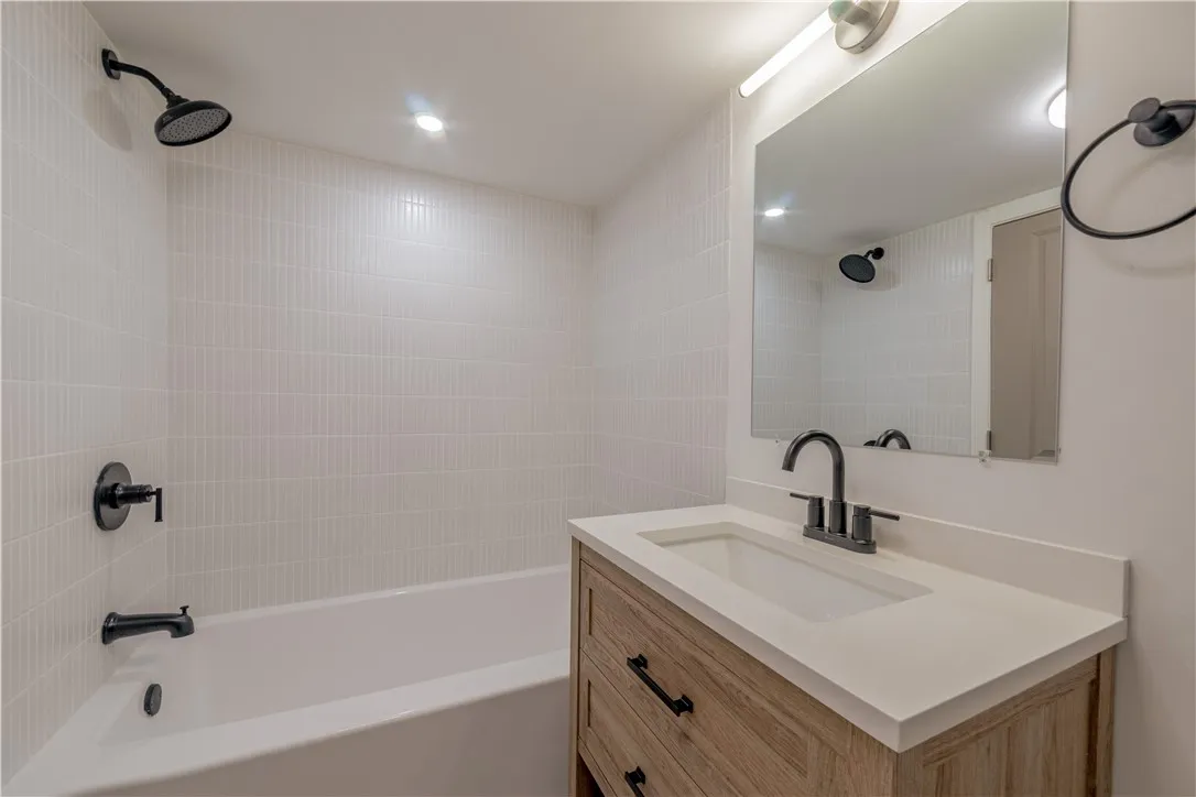 38 Campus Drive, Henrietta, New York 14623, Henrietta, New York 14623, 3 Bedrooms Bedrooms, 8 Rooms Rooms,2 BathroomsBathrooms,Residential,For Sale,38 Campus Drive, Henrietta, New York 14623,0,R1648172