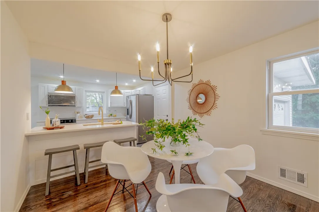 38 Campus Drive, Henrietta, New York 14623, Henrietta, New York 14623, 3 Bedrooms Bedrooms, 8 Rooms Rooms,2 BathroomsBathrooms,Residential,For Sale,38 Campus Drive, Henrietta, New York 14623,0,R1648172