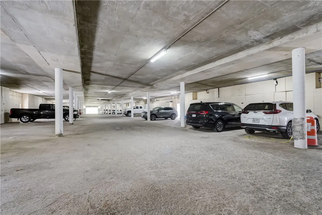 281 Bay Village Drive, Irondequoit, New York 14609, Irondequoit, New York 14609, 2 Bedrooms Bedrooms, 5 Rooms Rooms,1 BathroomBathrooms,Residential,For Sale,281 Bay Village Drive, Irondequoit, New York 14609,0,R1648359