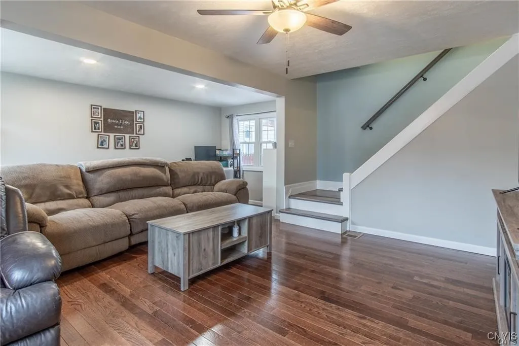 215 Francis Street, Watertown City, New York 13601, Watertown City, New York 13601, 3 Bedrooms Bedrooms, 8 Rooms Rooms,1 BathroomBathrooms,Residential Lease,For Rent,215 Francis Street, Watertown City, New York 13601,0,S1648358