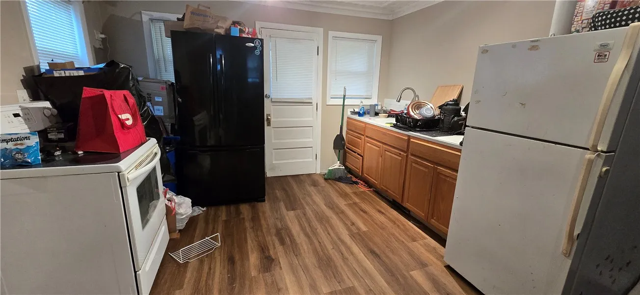 36 Conklin Avenue, Rochester, New York 14609, Rochester, New York 14609, 4 Bedrooms Bedrooms, 8 Rooms Rooms,1 BathroomBathrooms,Residential,For Sale,36 Conklin Avenue, Rochester, New York 14609,0,R1642049