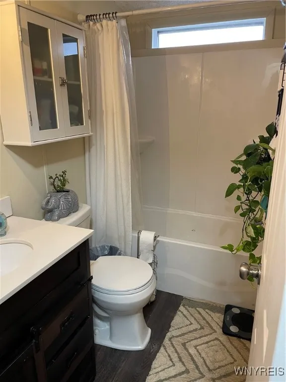 2006 Hemstreet, Marilla, New York 14052, Marilla, New York 14052, 2 Bedrooms Bedrooms, 6 Rooms Rooms,2 BathroomsBathrooms,Residential,For Sale,2006 Hemstreet, Marilla, New York 14052,0,B1648342