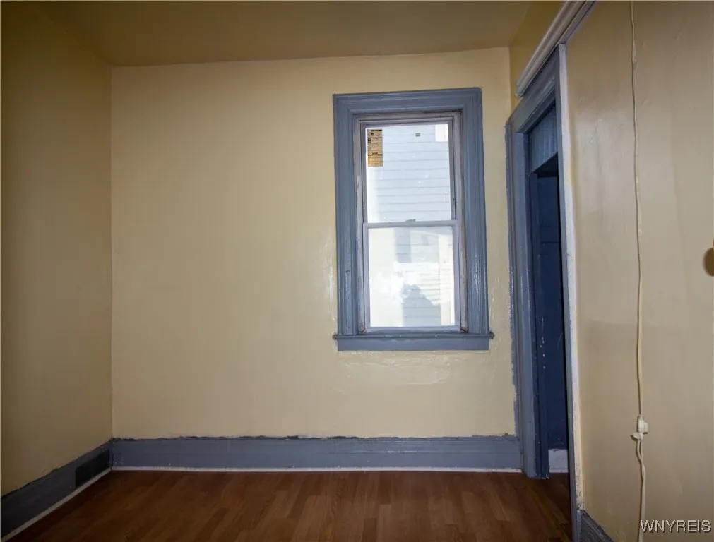 601 West Utica Street N, Buffalo, New York 14213, Buffalo, New York 14213, 7 Bedrooms Bedrooms, ,2 BathroomsBathrooms,Residential,For Sale,601 West Utica Street N, Buffalo, New York 14213,0,B1647806