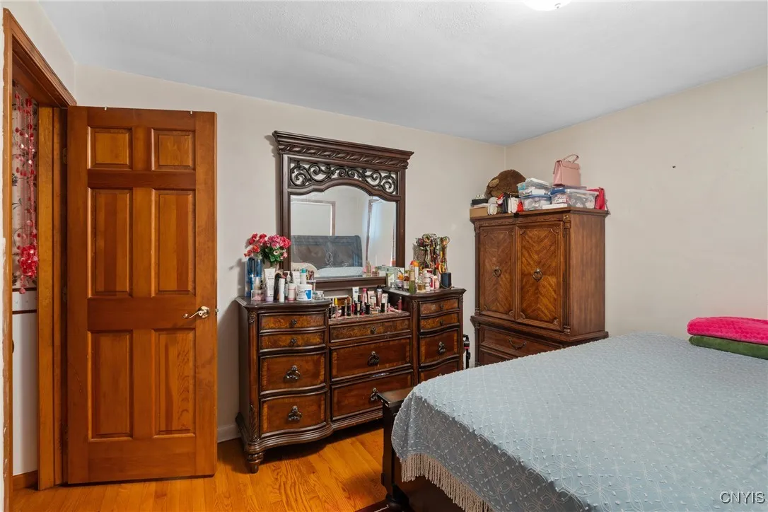 310 Helen Street, Syracuse, New York 13203, Syracuse, New York 13203, 2 Bedrooms Bedrooms, 6 Rooms Rooms,1 BathroomBathrooms,Residential,For Sale,310 Helen Street, Syracuse, New York 13203,0,S1648150