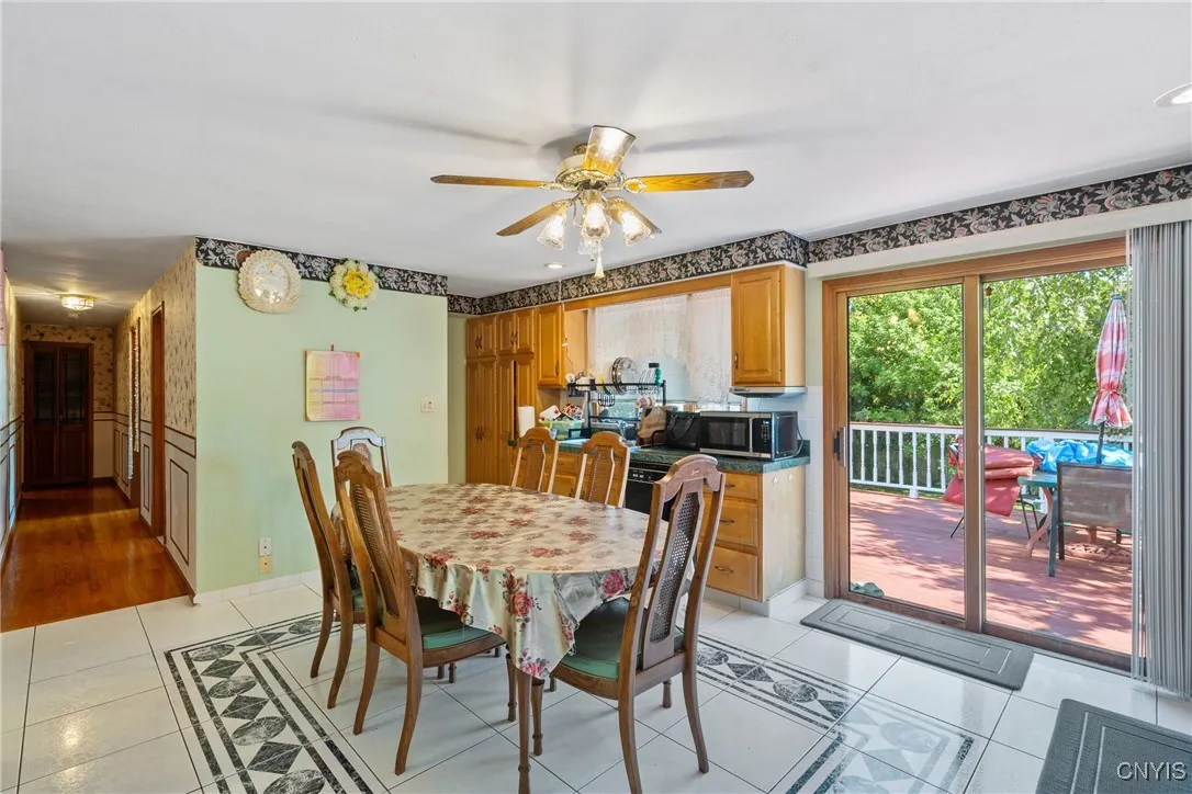 310 Helen Street, Syracuse, New York 13203, Syracuse, New York 13203, 2 Bedrooms Bedrooms, 6 Rooms Rooms,1 BathroomBathrooms,Residential,For Sale,310 Helen Street, Syracuse, New York 13203,0,S1648150