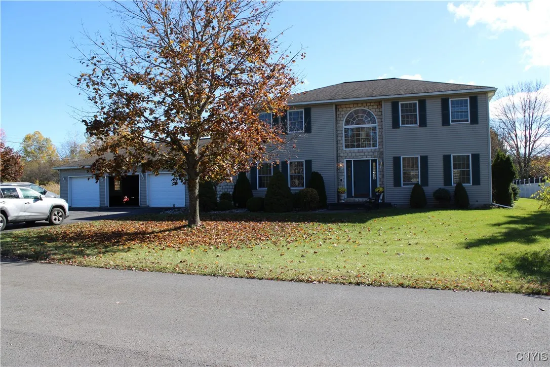 1 Higby Hills Drive, New Hartford, New York 13413, New Hartford, New York 13413, 4 Bedrooms Bedrooms, 9 Rooms Rooms,2 BathroomsBathrooms,Residential,For Sale,1 Higby Hills Drive, New Hartford, New York 13413,0,S1644645