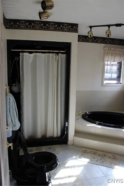 1 Higby Hills Drive, New Hartford, New York 13413, New Hartford, New York 13413, 4 Bedrooms Bedrooms, 9 Rooms Rooms,2 BathroomsBathrooms,Residential,For Sale,1 Higby Hills Drive, New Hartford, New York 13413,0,S1644645