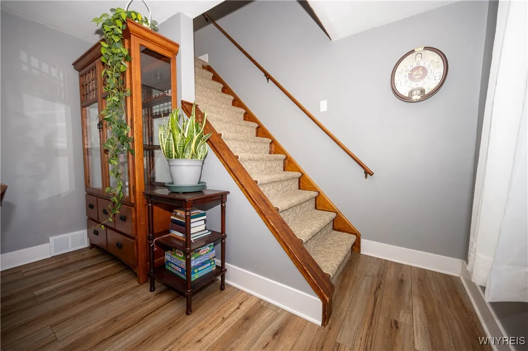 215 Harvard Avenue, Cheektowaga, New York 14043, Cheektowaga, New York 14043, 3 Bedrooms Bedrooms, 6 Rooms Rooms,2 BathroomsBathrooms,Residential,For Sale,215 Harvard Avenue, Cheektowaga, New York 14043,0,B1647657