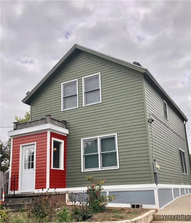 143 Cottage Street, Buffalo, New York 14201, Buffalo, New York 14201, 3 Bedrooms Bedrooms, 7 Rooms Rooms,1 BathroomBathrooms,Residential Lease,For Rent,143 Cottage Street, Buffalo, New York 14201,0,B1648371
