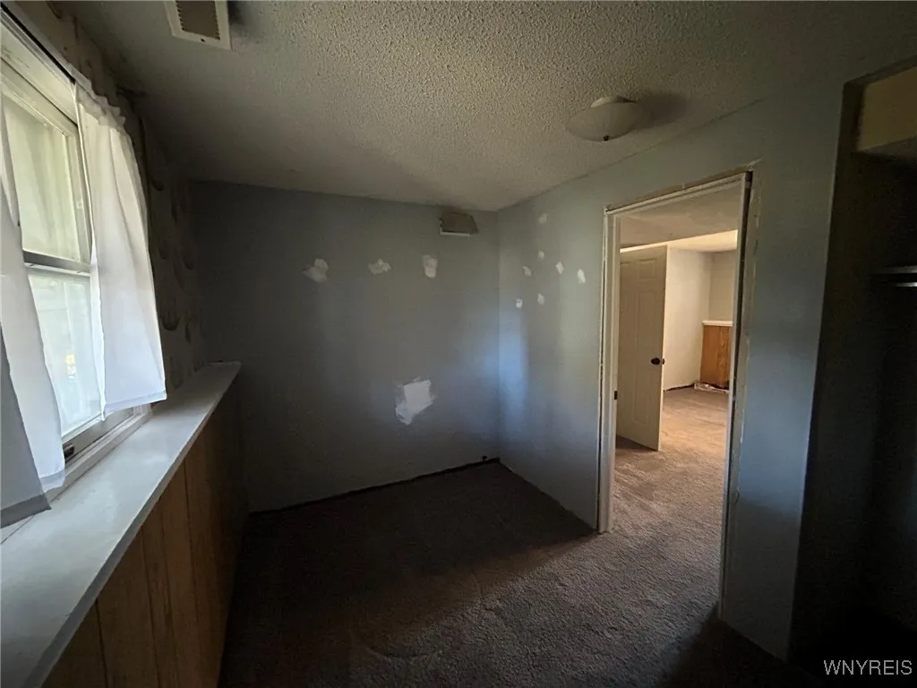 4889 Springway Lane, Hamburg, New York 14075, Hamburg, New York 14075, 4 Bedrooms Bedrooms, 7 Rooms Rooms,2 BathroomsBathrooms,Residential,For Sale,4889 Springway Lane, Hamburg, New York 14075,0,B1648115