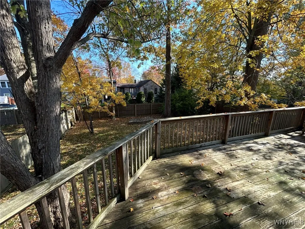 4889 Springway Lane, Hamburg, New York 14075, Hamburg, New York 14075, 4 Bedrooms Bedrooms, 7 Rooms Rooms,2 BathroomsBathrooms,Residential,For Sale,4889 Springway Lane, Hamburg, New York 14075,0,B1648115