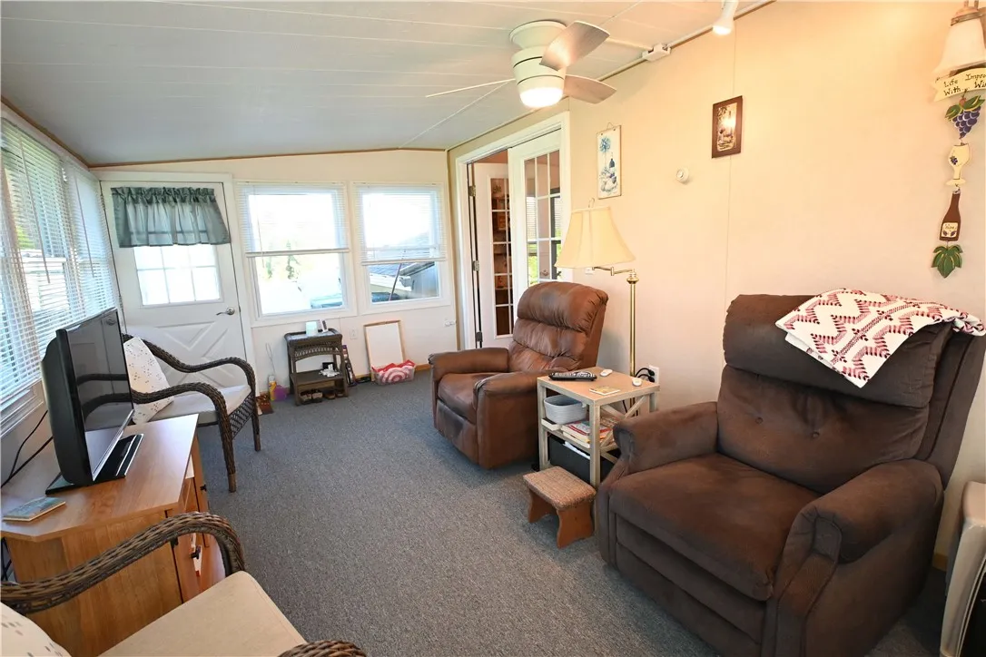 236 Overlook Drive, Horseheads, New York 14845, Horseheads, New York 14845, 3 Bedrooms Bedrooms, 8 Rooms Rooms,2 BathroomsBathrooms,Residential,For Sale,236 Overlook Drive, Horseheads, New York 14845,0,R1648124