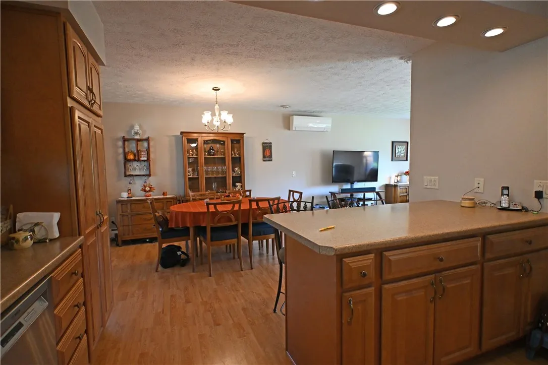 236 Overlook Drive, Horseheads, New York 14845, Horseheads, New York 14845, 3 Bedrooms Bedrooms, 8 Rooms Rooms,2 BathroomsBathrooms,Residential,For Sale,236 Overlook Drive, Horseheads, New York 14845,0,R1648124