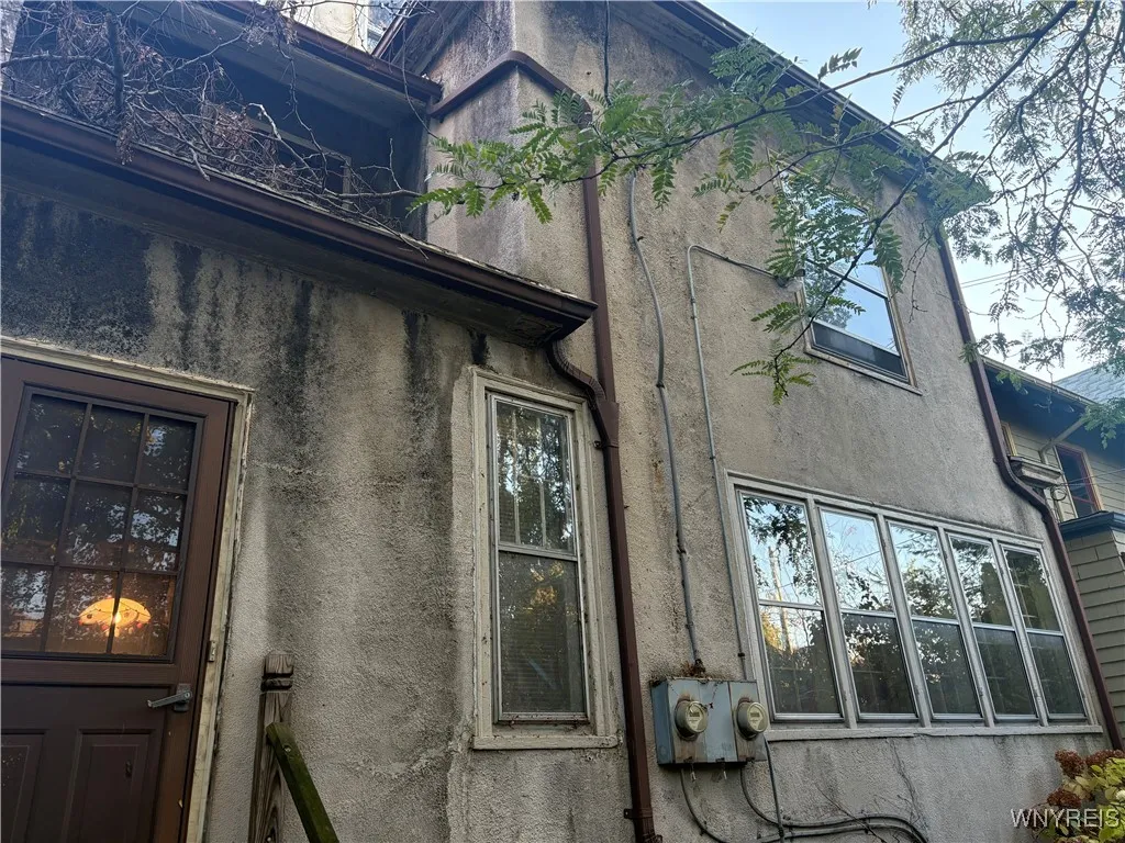38 Ardmore Place, Buffalo, New York 14213, Buffalo, New York 14213, 5 Bedrooms Bedrooms, ,2 BathroomsBathrooms,Residential,For Sale,38 Ardmore Place, Buffalo, New York 14213,0,B1648376