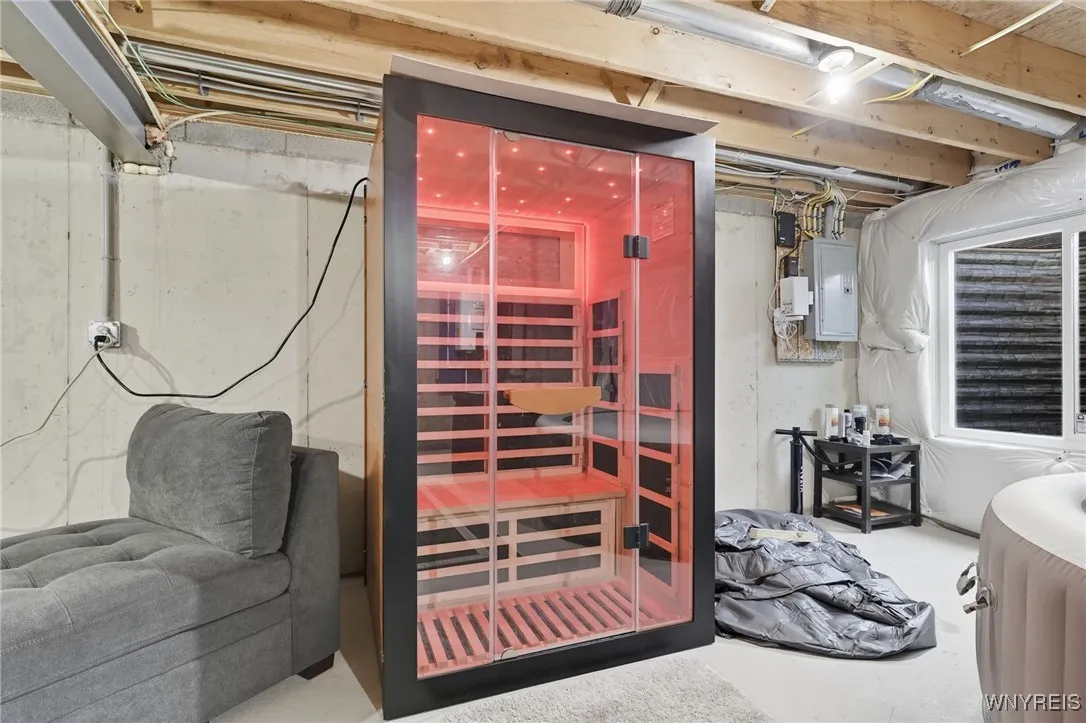 602 Carriage Lane, West Seneca, New York 14224, West Seneca, New York 14224, 2 Bedrooms Bedrooms, 9 Rooms Rooms,2 BathroomsBathrooms,Residential,For Sale,602 Carriage Lane, West Seneca, New York 14224,0,B1648352